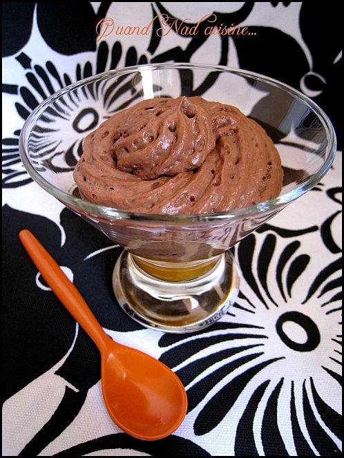 Verrines de mousse au chocolat au lait sur gelée fondante de clémentines