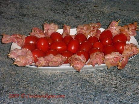 Les minis brochettes de tomates cerises au lard
