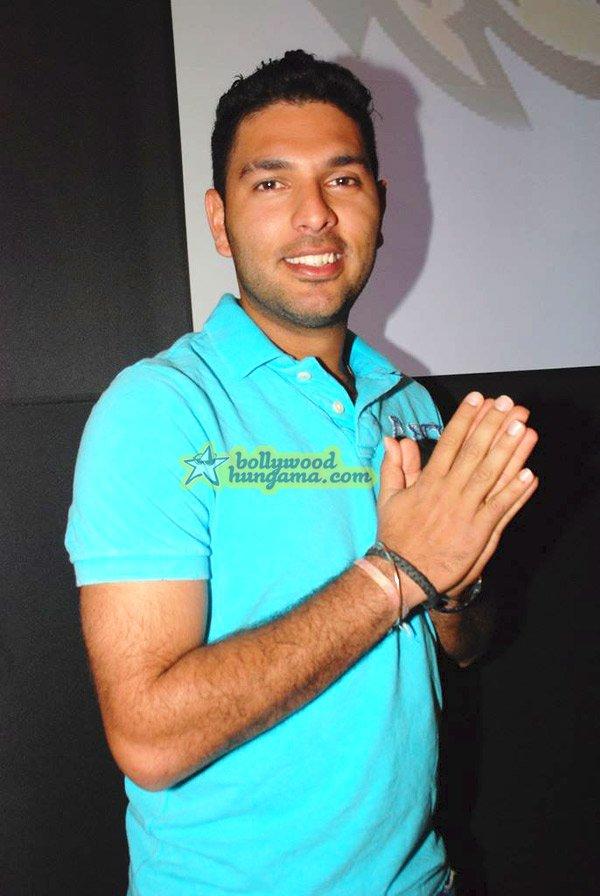 Yuvraj Singh présente ses produits