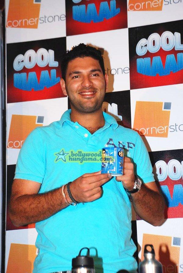 Yuvraj Singh présente ses produits