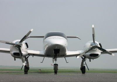Da42 twin star