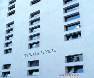 Nantes en avril: bleu gris ardoise