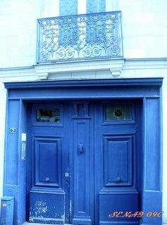 Nantes en avril: bleu gris ardoise