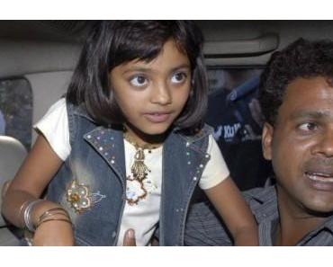 La star de «Slumdog Millionaire»  Rubina, neuf ans, est à vendre