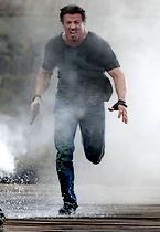 The  Expendables, de Sylvester Stallone : une avalanche de photos !!