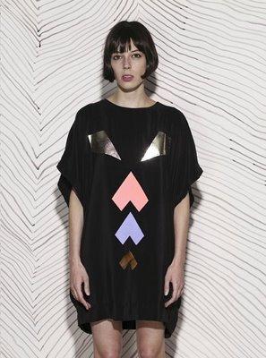 Rabbit on the run ! Rabbit on the run !