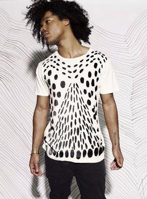 Rabbit on the run ! Rabbit on the run !