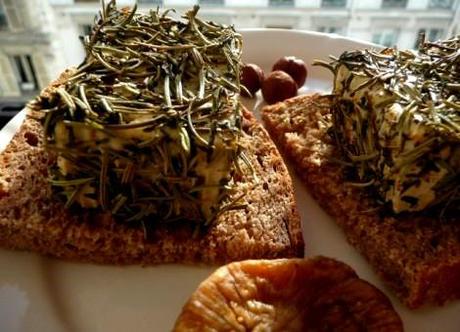 copie-de-p1050184 Crottin de tofu aux herbes du Sud