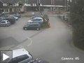 Videos insolites: la barrière de parking débloque + le camion renversé par le vent