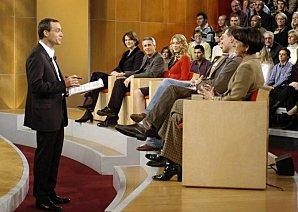 Ca se discute : Parents ado : Sont-ils trop jeunes pour donner la vie