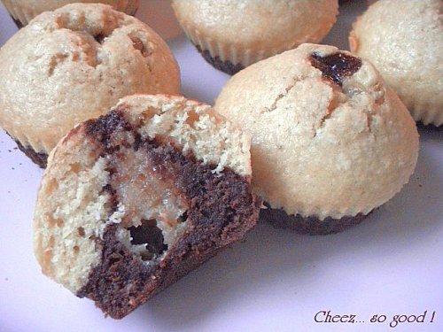Muffins cocolactés sur lit fondant de chocolat, fourrés Banana curd