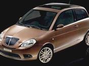 Versace habille Lancia avec marque Versus