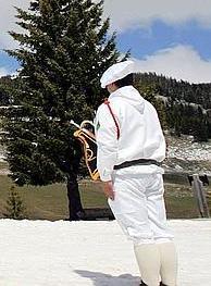 M Sz du Figaro: de Glières au premier Mai M Sz du Figaro: de Glières au premier Mai