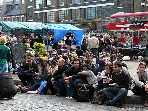 sur les trottoirs de Londres