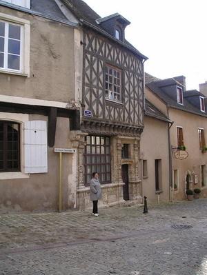 La maison Esnault, le musée, le cloître Saint-Roch