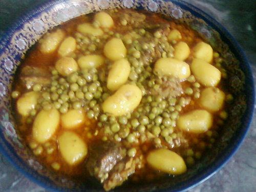 Tajine de veau aux p.pois et petites p.de terre