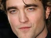 Robert Pattinson complexé