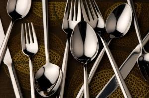 Fourchettes et cuillières (illustration)