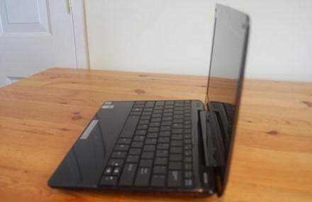 asus-eee-pc-1008ha-seashell-unboxed-16-440x286