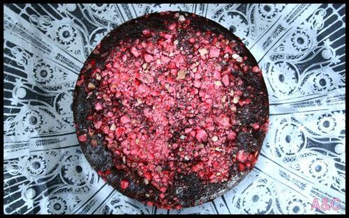 gâteau mousseux choco-fraise-pralines (5)
