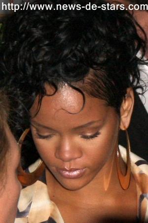 Rihanna répond en chanson à Chris Brown