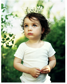 Bébé qui pose pour Nature Babycare