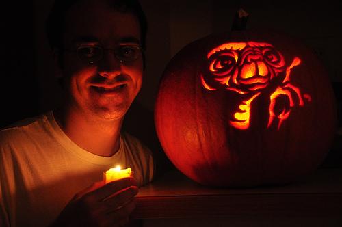 E.T. revient à la maison?