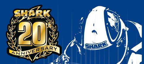 www.axelmaurin.com souhaite un joyeux anniversaire a Shark Helmets
