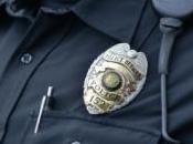 faux policier tente d'en arrêter vrai