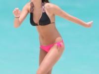 Miley Cyrus en bikini (11 photos)