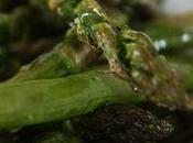 Asperges rôties, oignons nouveaux quinoa salade