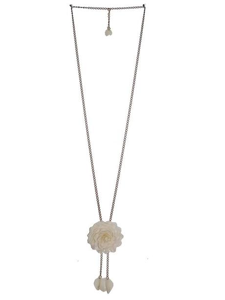 Pendentif dorsal - 79€ chez l'Atelier des Dames