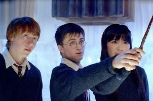 Pour la rentrée scolaire, l'uniforme Harry Potter est tendance...