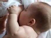 Interdit donner sein enfant dans l'enceinte d'une piscine municipale