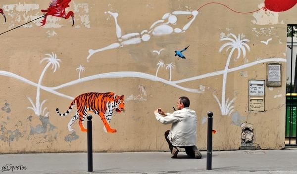 Sur les murs du Carré de Baudouin