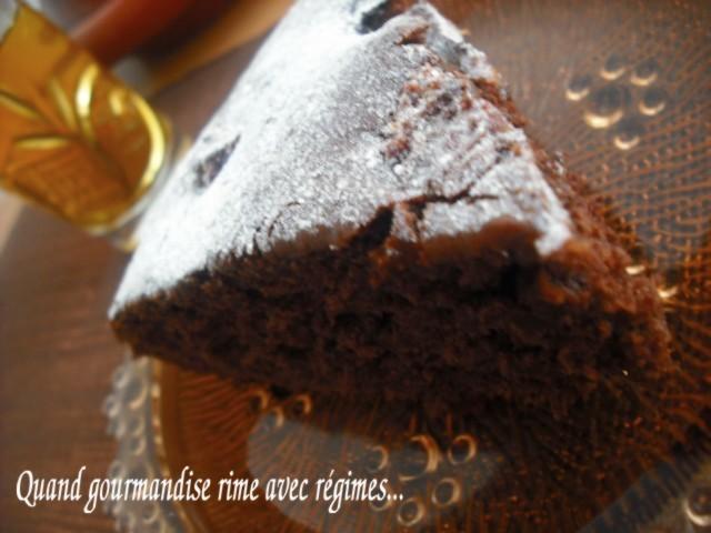 Gâteau au Chocolat et aux Dattes (WW)
