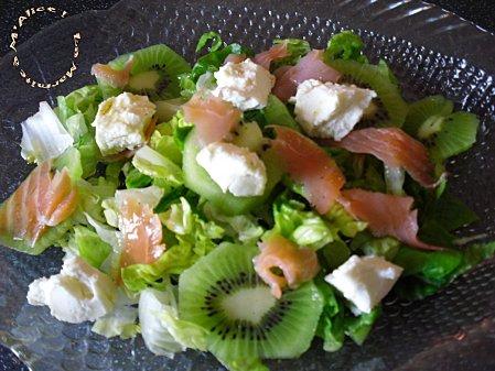 Salade fraîcheur, Kiwi et saumon fumé