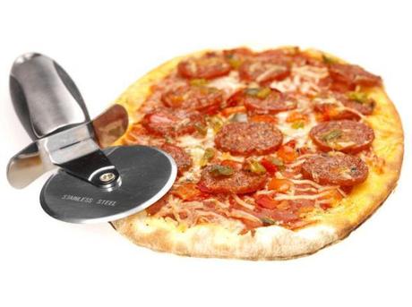 pizza-pepperoni-farcie-a-la-souris.1242105667.jpg