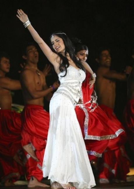 Katrina Performs at the IPL Closing Ceremony 80329