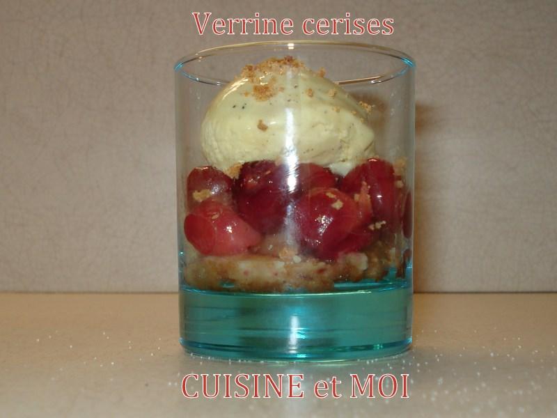 Verrines cerises & biscuit sablé aux fruits rouges