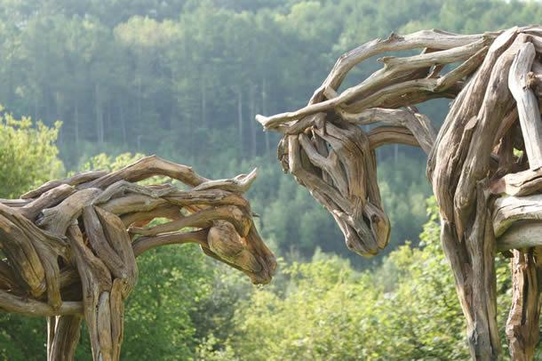 Sculptures en bois flotté de HEATHER JANSCH