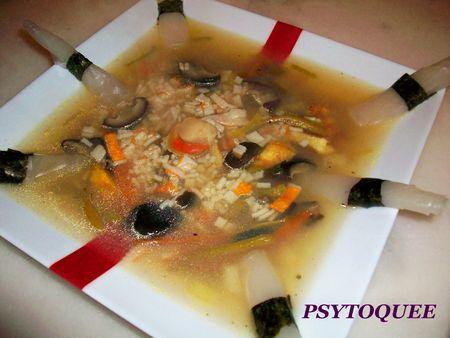 Soupe chinoise aux champignons pshiitoqués!