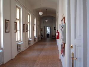 Couloir département piano Prague