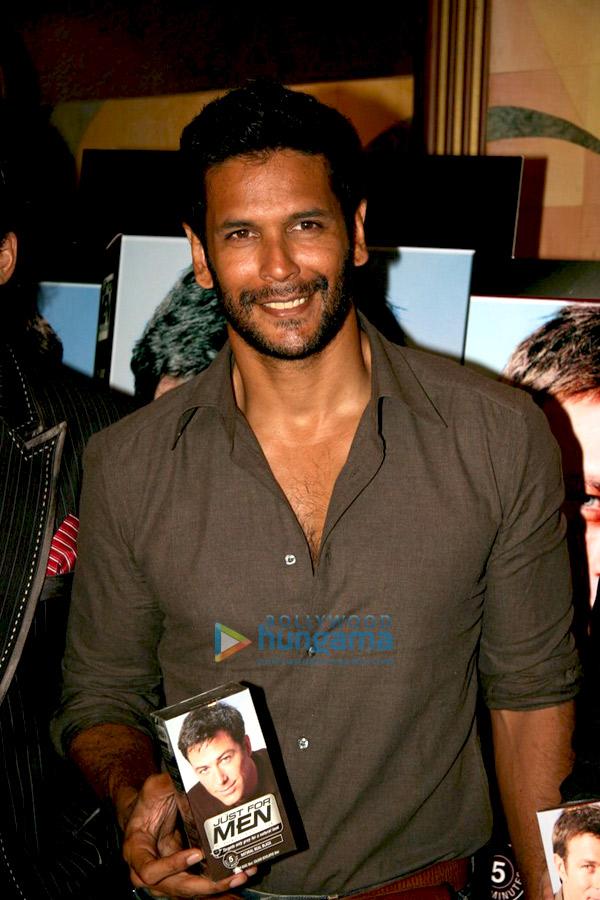 [PHOTOS] Milind Soman at 'Just For Men' product launch