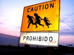 prohibido_fleeing_migrants_sign_mexico_border.jpg