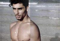 L'Officiel Hommes n°16 avec Jésus Luz - Ray Of Light 52