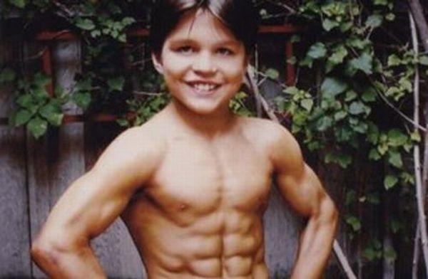 Richard Sandrak enfant bodybuilder