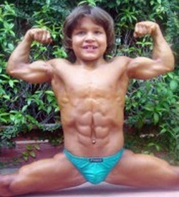 Richard Sandrak enfant bodybuilder