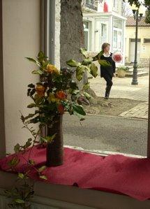 Je vous LIVRE des roses pour vous Maman