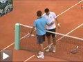Roland Garros (video): un supporter s'introduit en direct sur le terrain pendant la finale + la balle de match